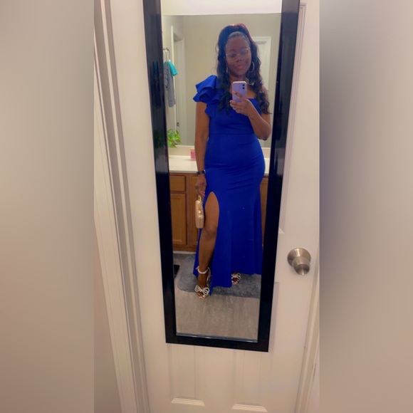 💙 Sleeveless One Shoulder Ruffle High Split Evening Long Formal Dress 💙 - Picture 6 of 6